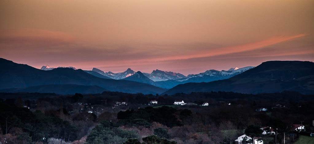coucher de soleil montagne pays basque