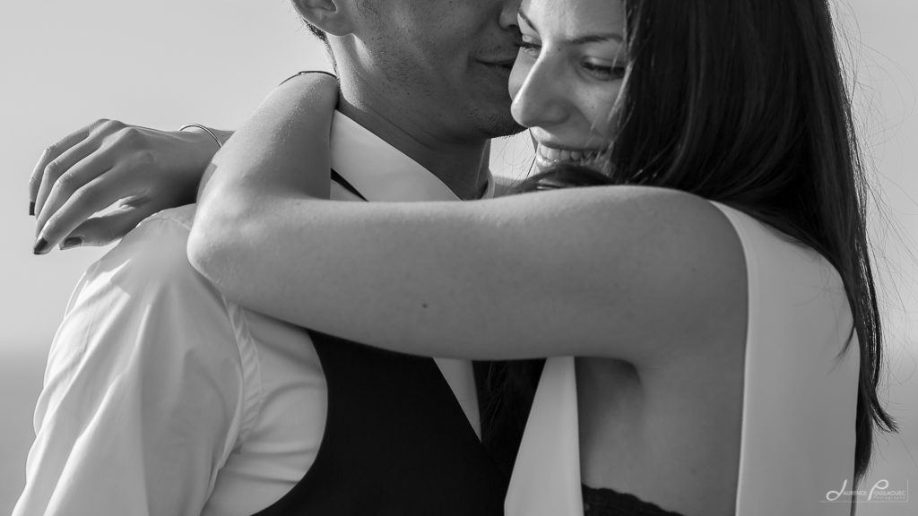 seance engagement couple photographe bidart mariage emak bakea