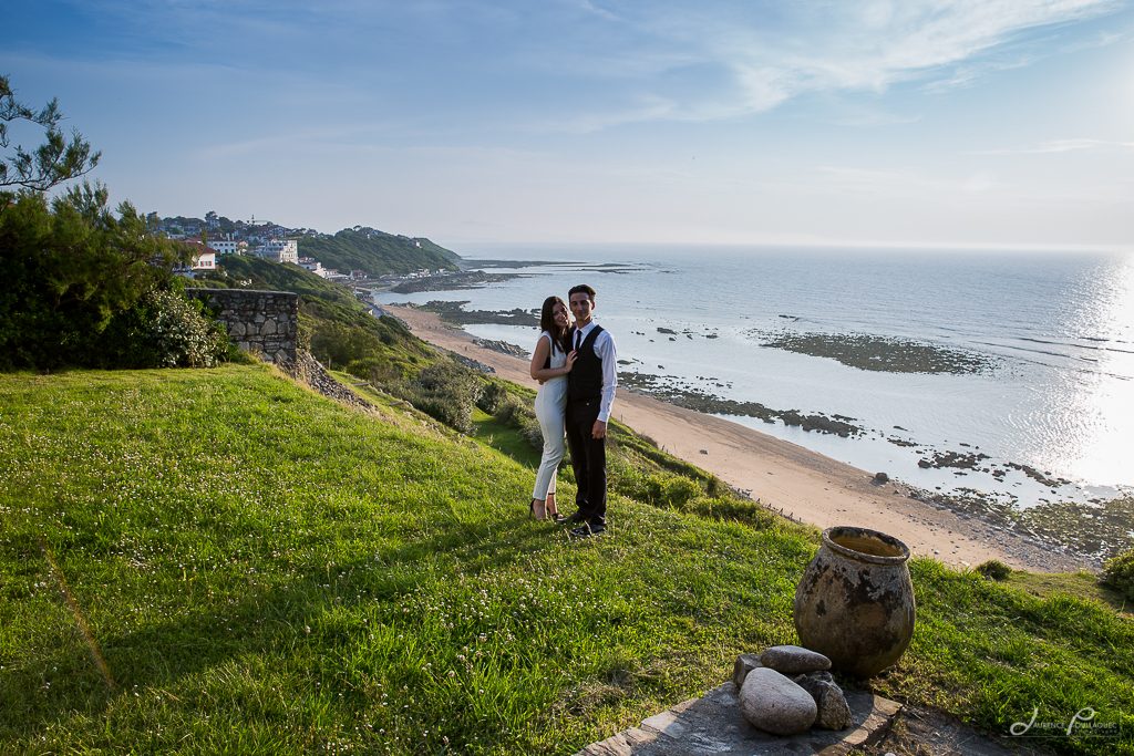seance engagement couple photographe bidart guetary mariage emak bakea
