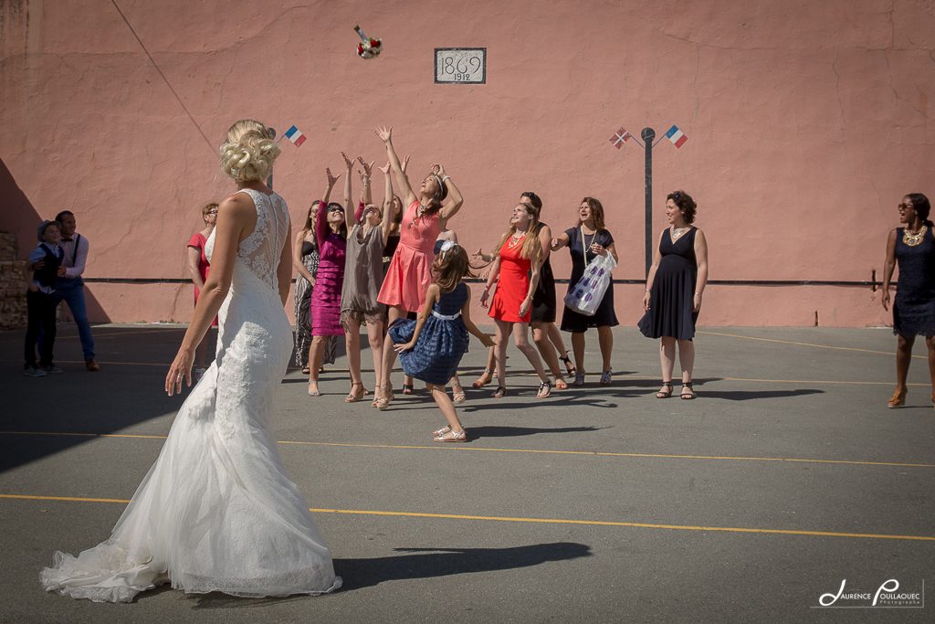 lancer du bouquet de la mariee fronton de bidart