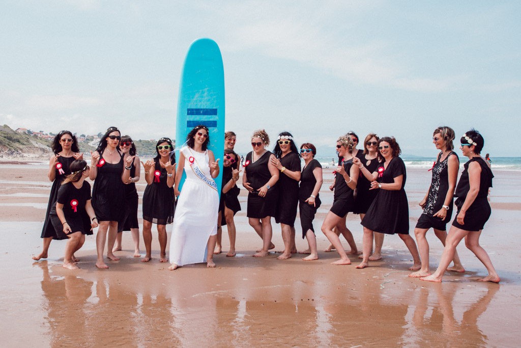 evjf-surf-bidart photographe evjf plage