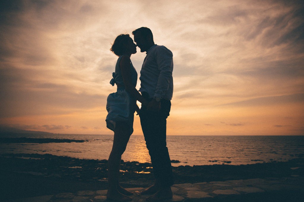 seance-couple-sunset-alcyons-guethary seance photo couple sunset alcyons guethary