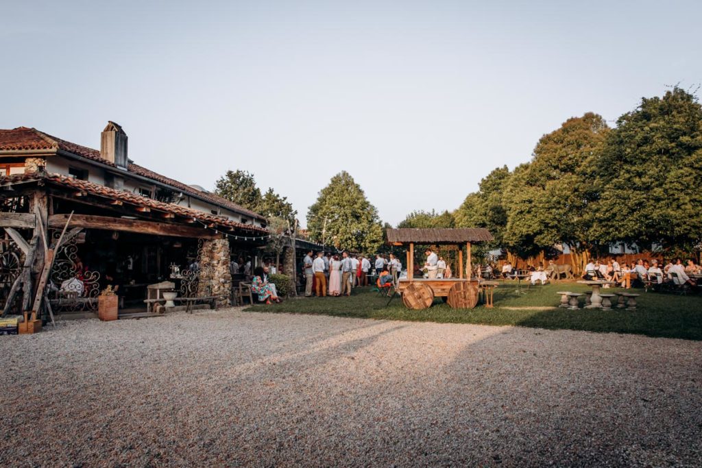 ferme inharria saint pee sur nivelle
