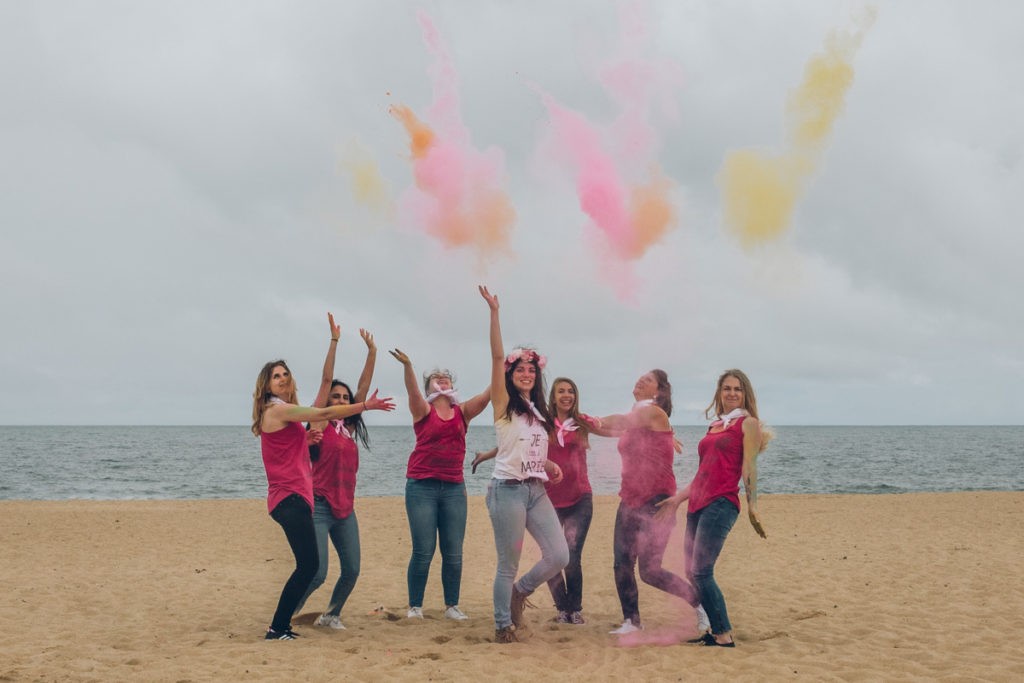 poudre colorée holi