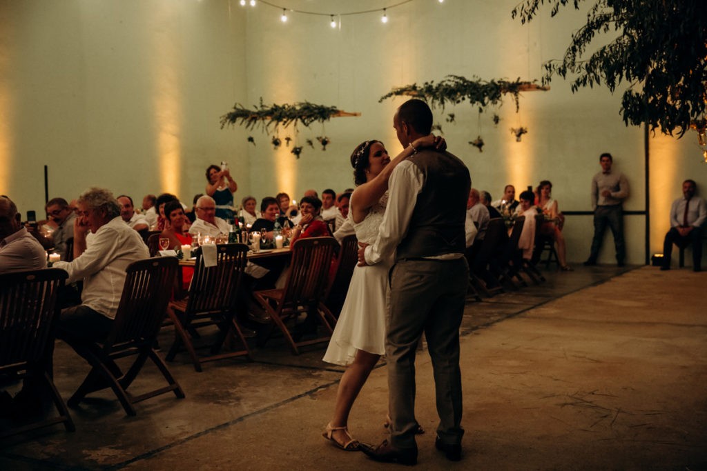 mariage mur à gauche