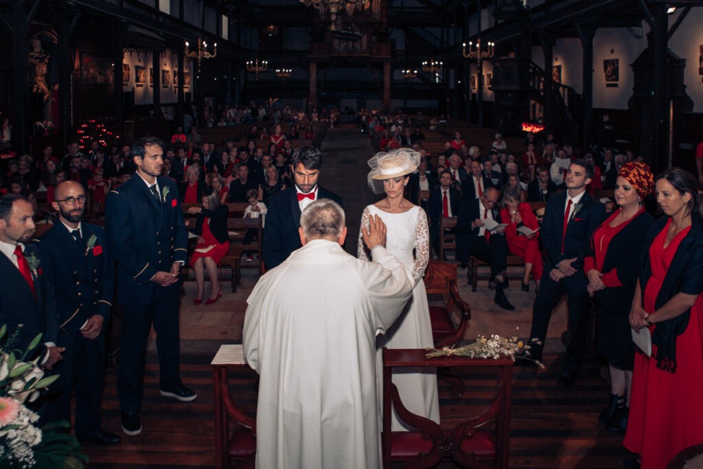 mariage rouge et noir saint jean de luz