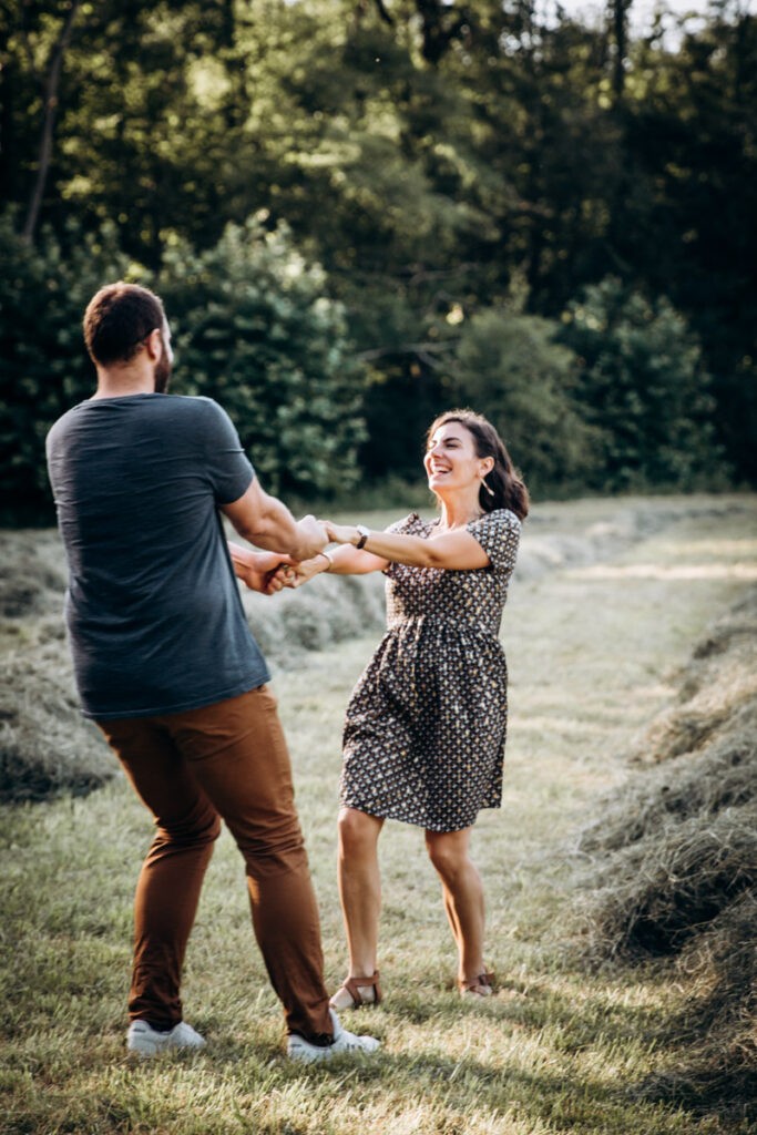seance couple dans la nature