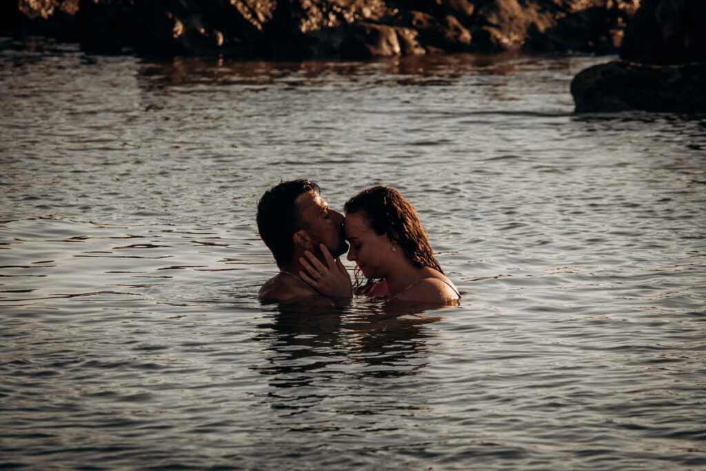 seance couple dans l'eau