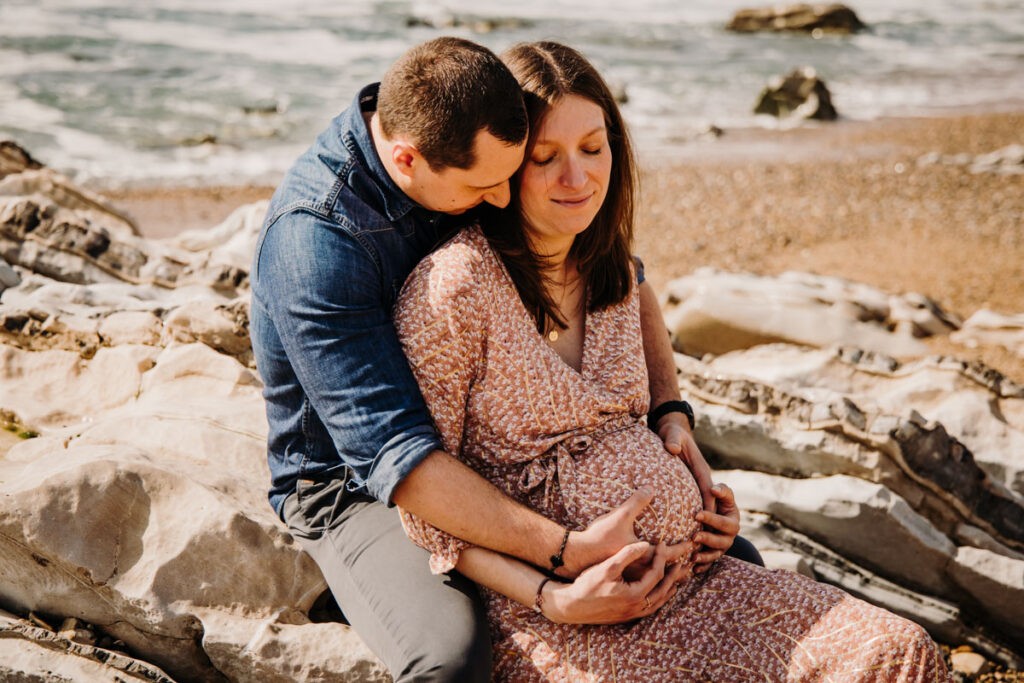seance grossesse à la plage