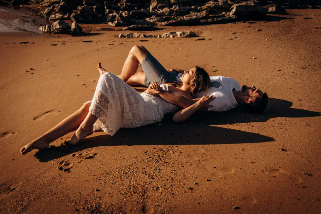 seance couple intime à la plage