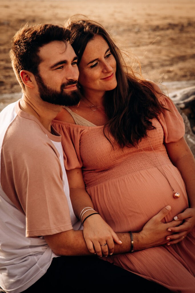seance grossesse à la plage