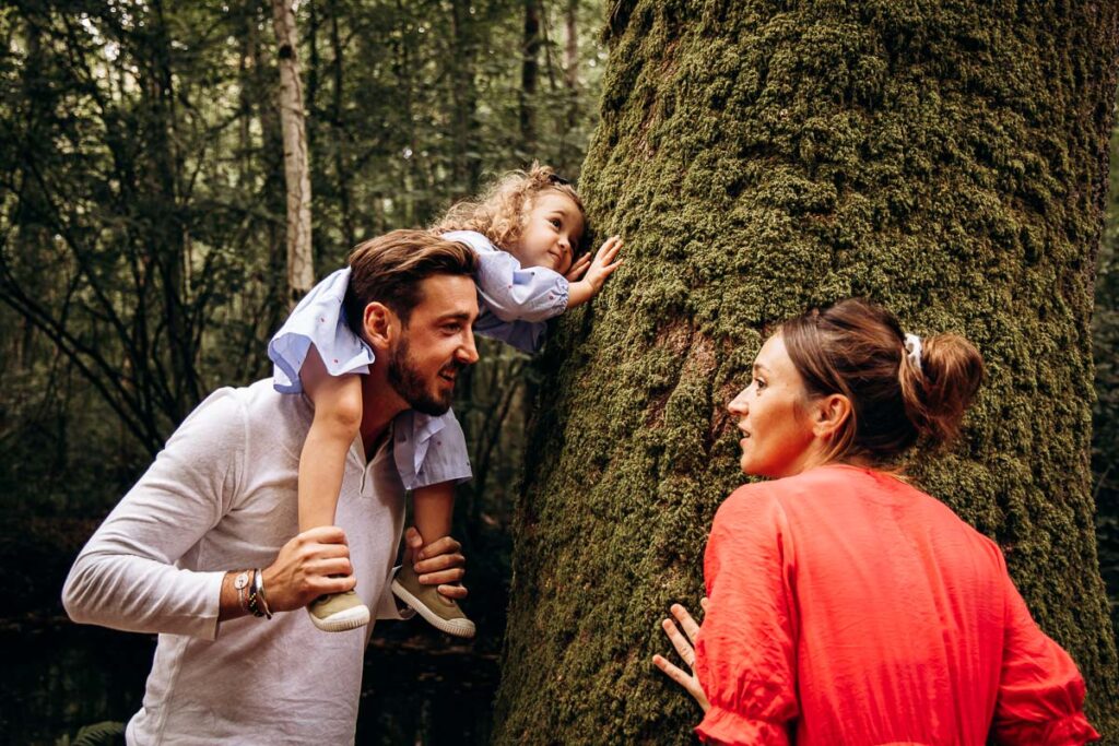seance famille dans la foret