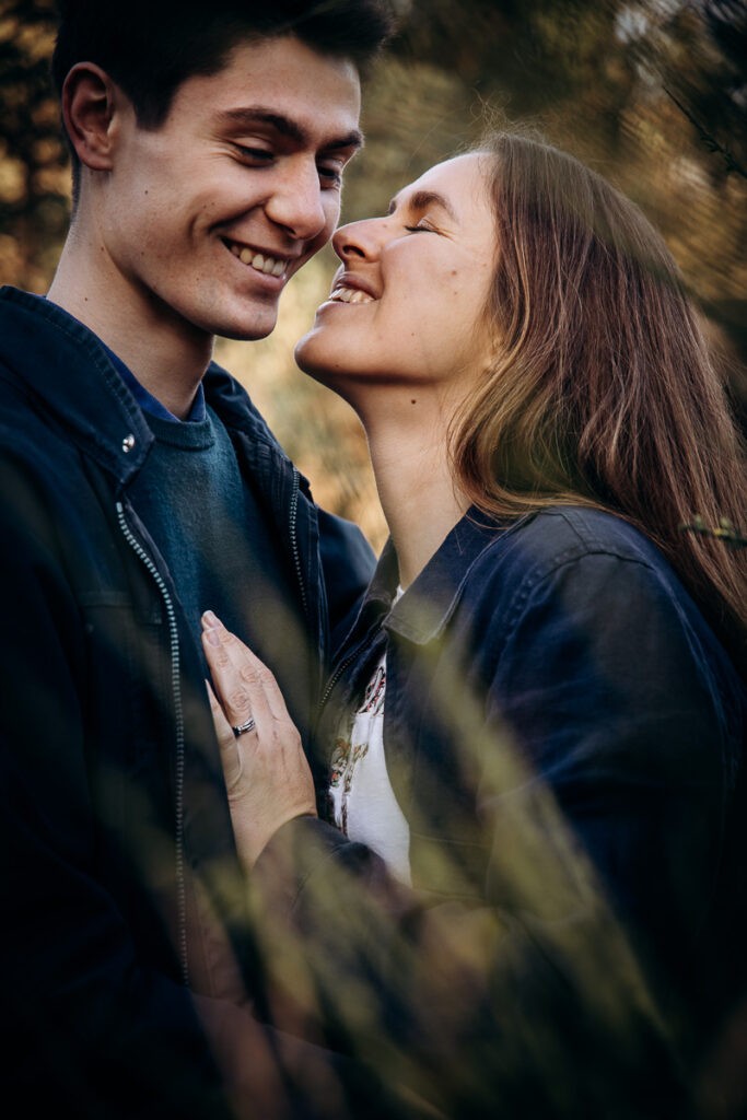 seance couple dans la foret des landes