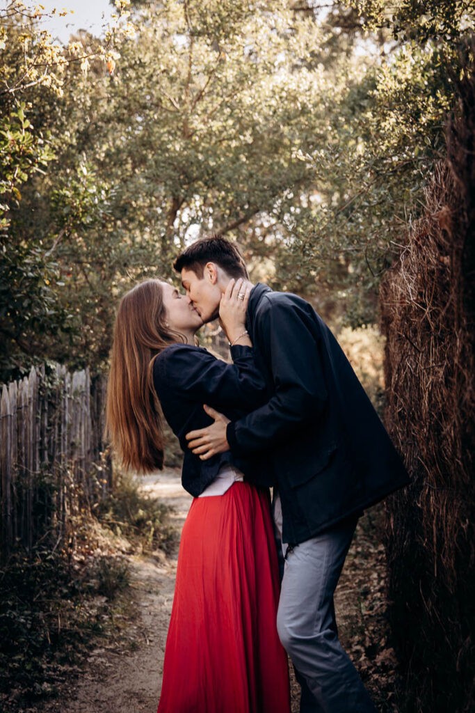 seance couple dans la foret des landes