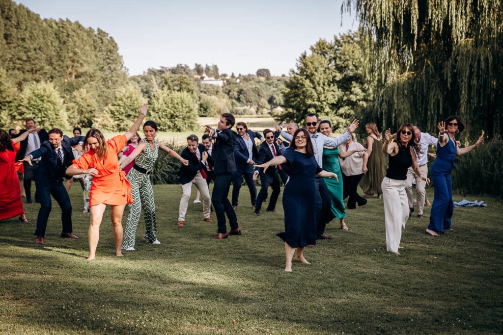 flash mob mariage grange de bresteau