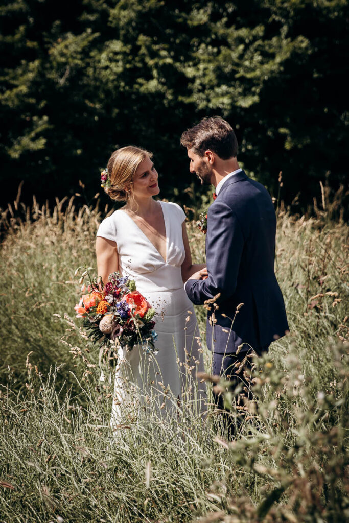 mariage chic et coloré à Saint Jean de luz fleuriste kimua bidart