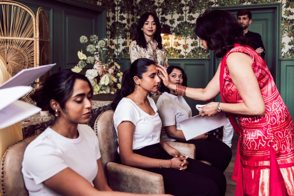 mariage indien au chateau larraldia