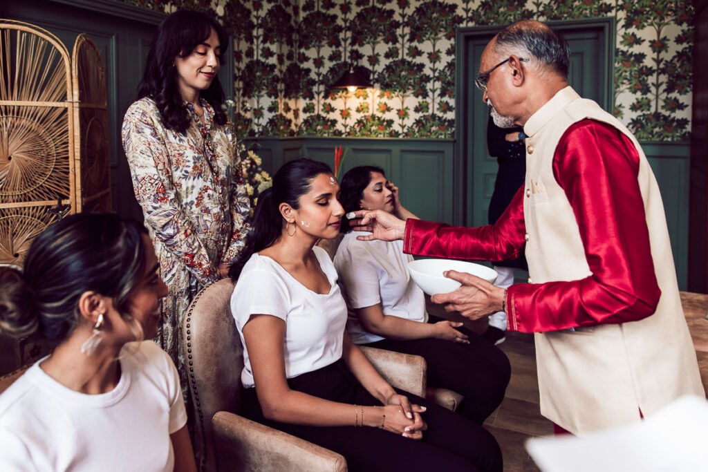 mariage indien au chateau larraldia